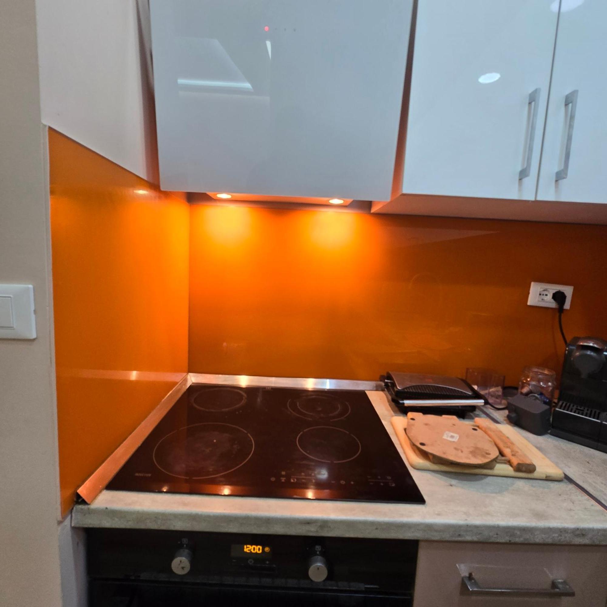 Lakeview Apartment