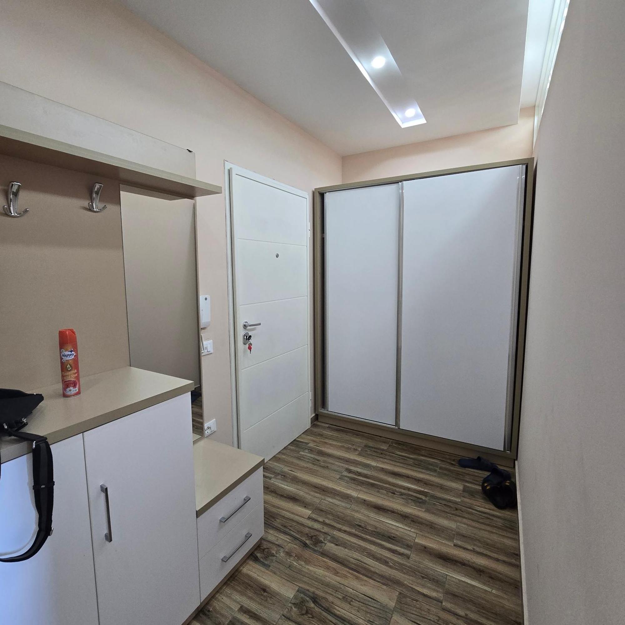 Apartament Lakeview *