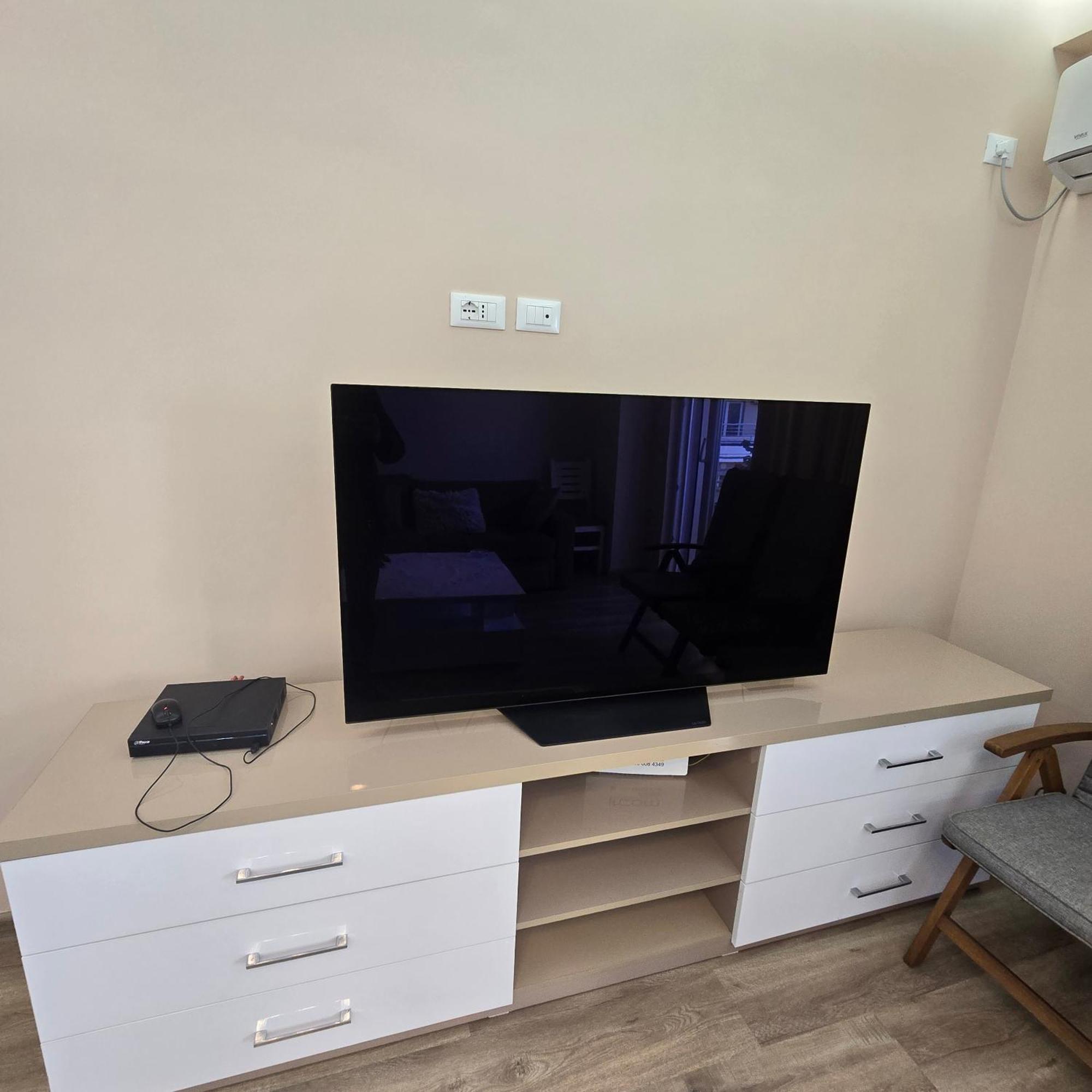 Lakeview Apartament *